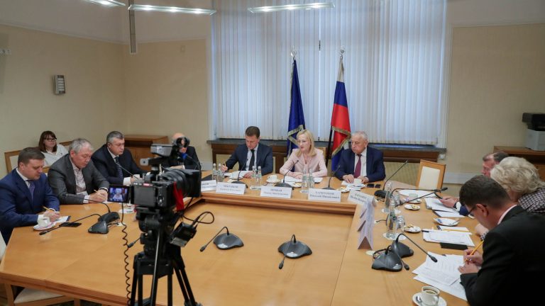 ZGuwW8qLg8AXAW4Z4YA2xKunb3f82KlC