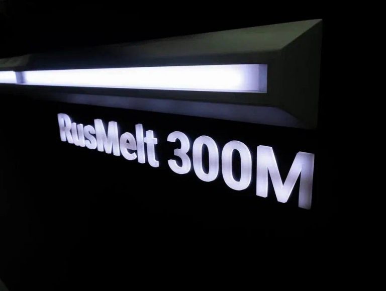 photo_5418128148035392160_y