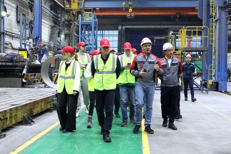 «Петрозаводскмаш» представил глав