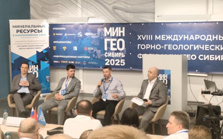 photo_5296593411215853118_w