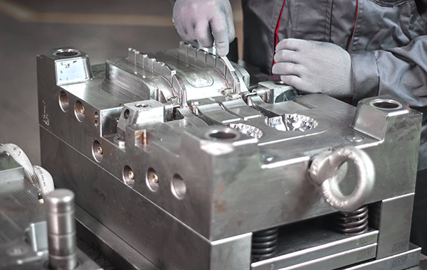 polnoobemnij-remont-press-form